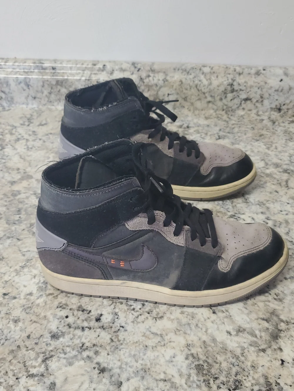 Jordan Men's High-Top Sneakers in Black and Gray